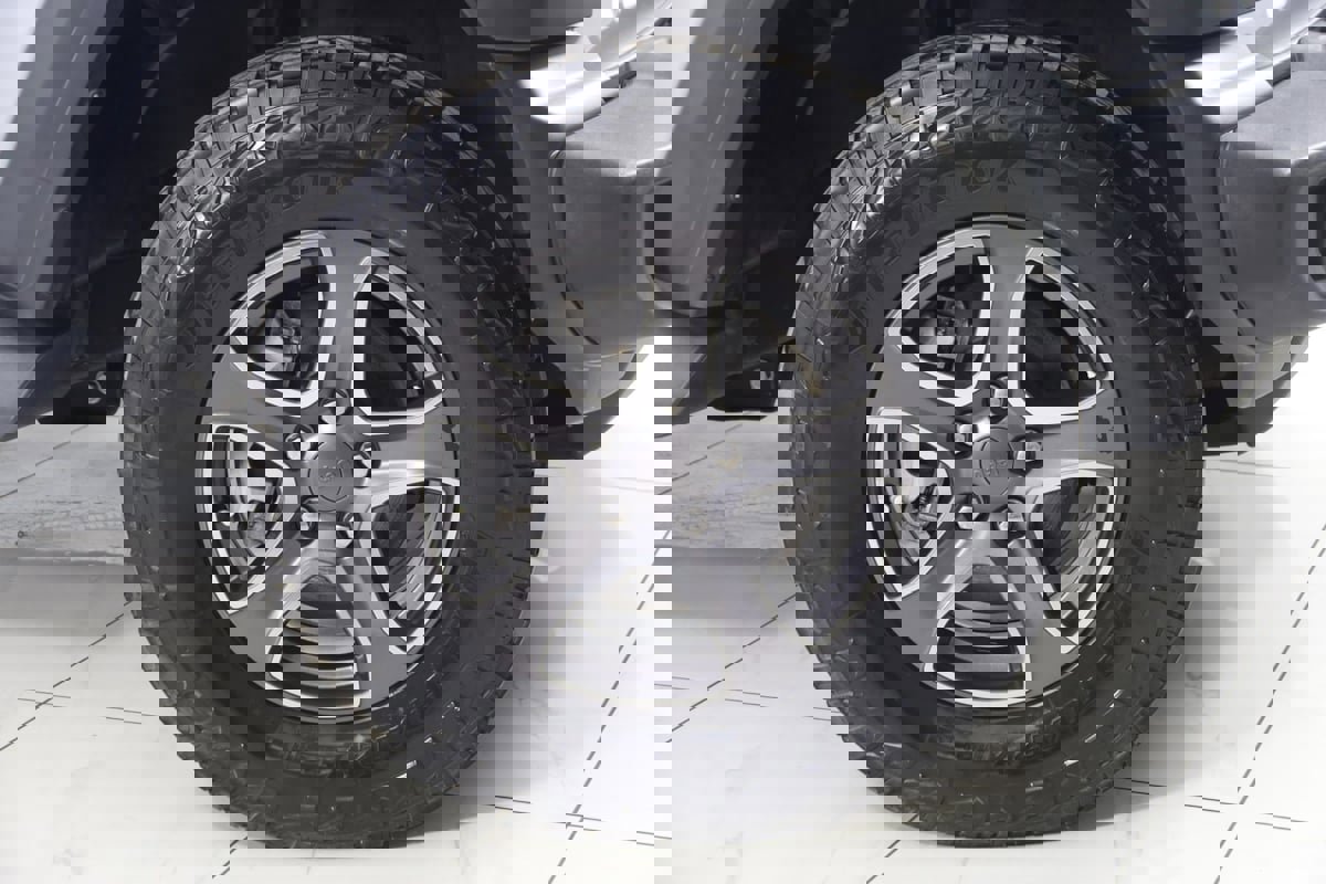 Used 2018 Jeep Wrangler Unlimited Sport S image 14