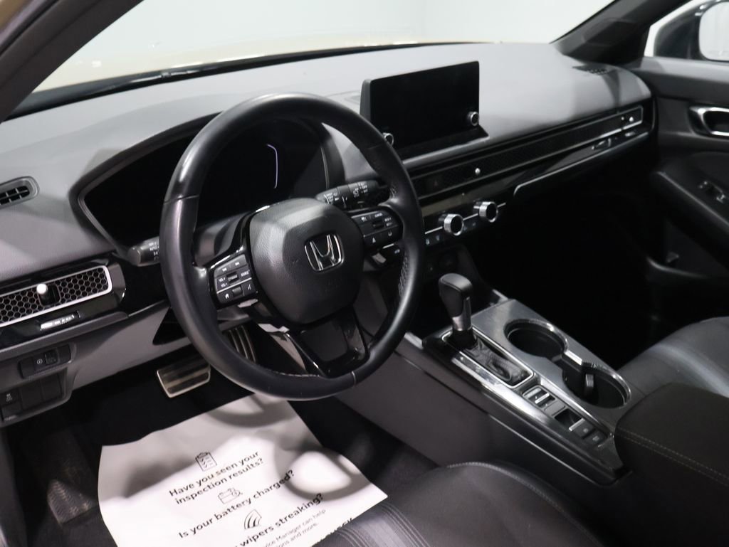 Used 2025 Honda Civic Sport image 15