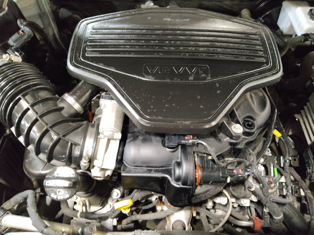 Used 2020 GMC Acadia SLE w/ Driver Convenience Package FWD image 30