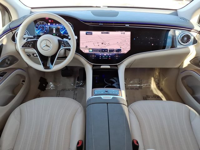 Used 2024 Mercedes-Benz EQS 450+ SUV image 4
