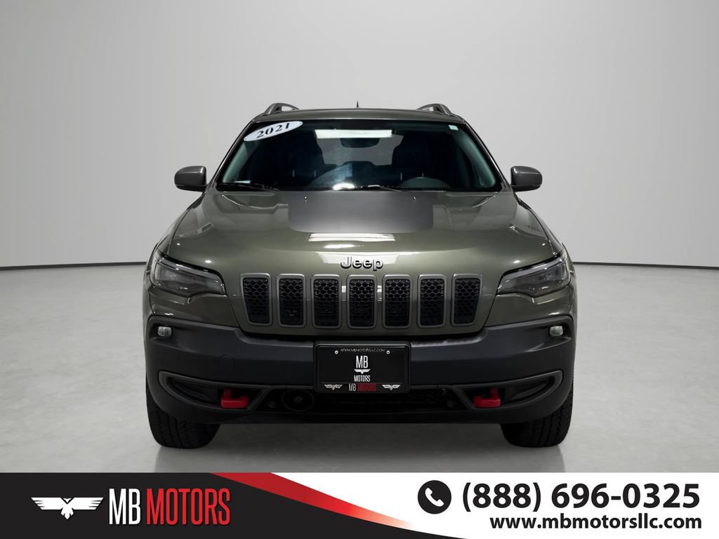 Used 2021 Jeep Cherokee Trailhawk AWD/4WD image 2