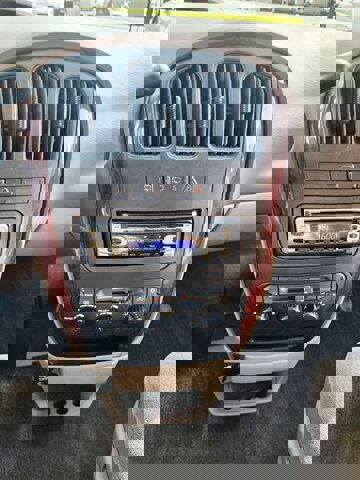 Used 2003 Chrysler Town & Country FWD image 31