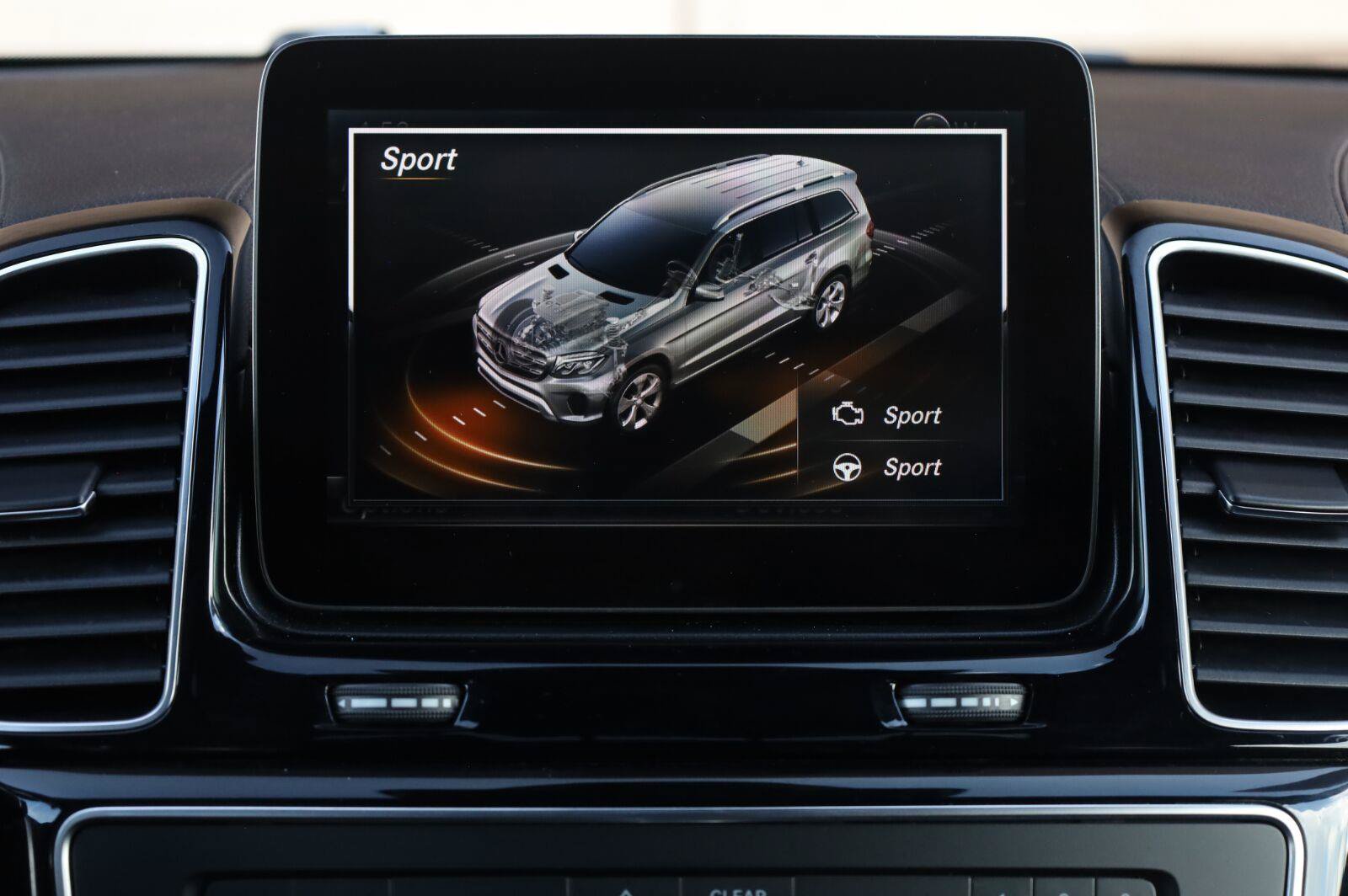 Used 2017 Mercedes-Benz GLS 450 4MATIC image 40
