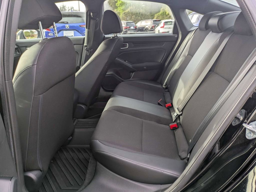 Used 2023 Honda Civic Sport image 14