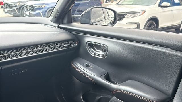 Used 2025 Honda HR-V Sport image 25