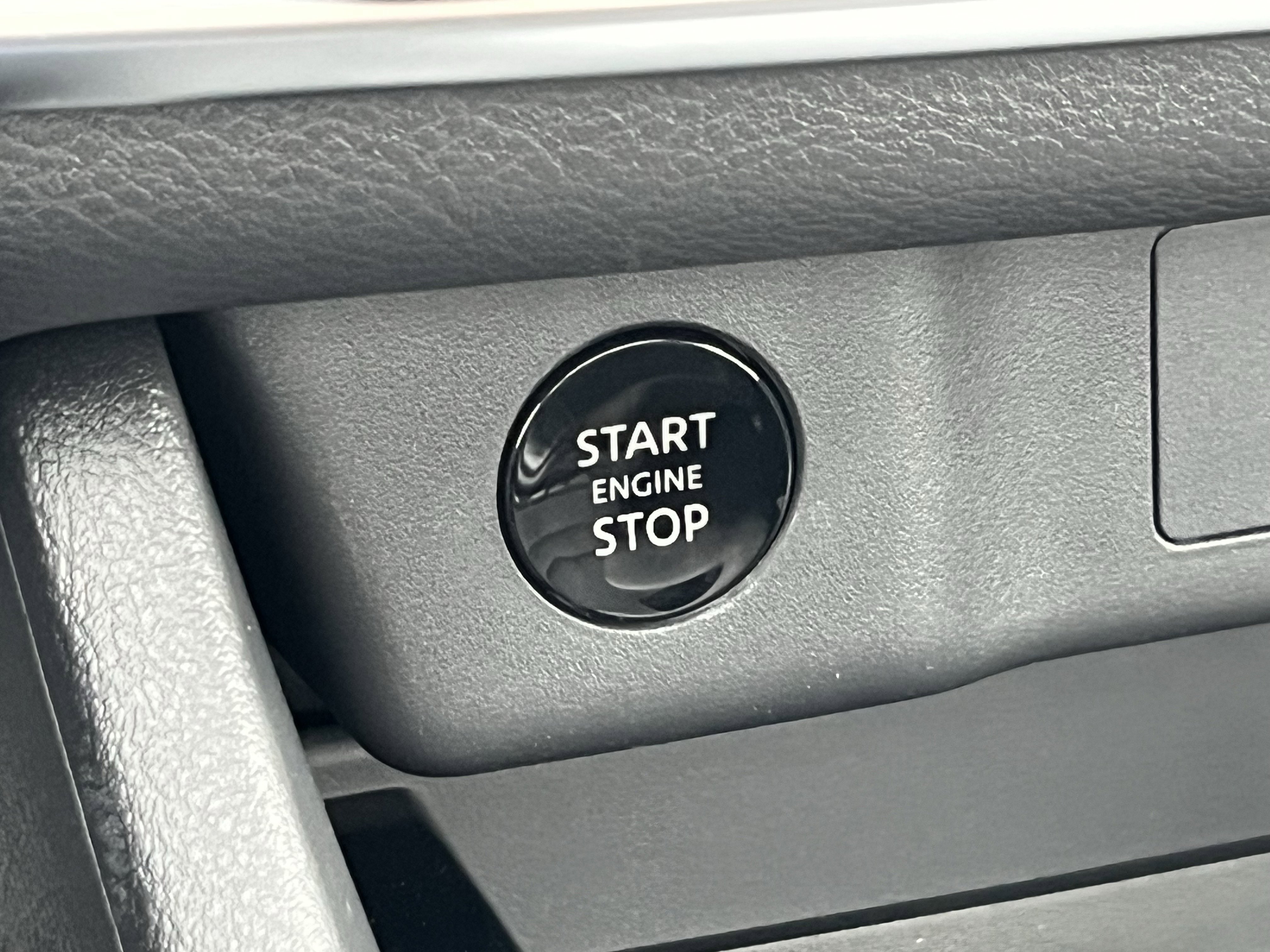 New 2026 Nissan Rogue SV AWD/4WD image 34