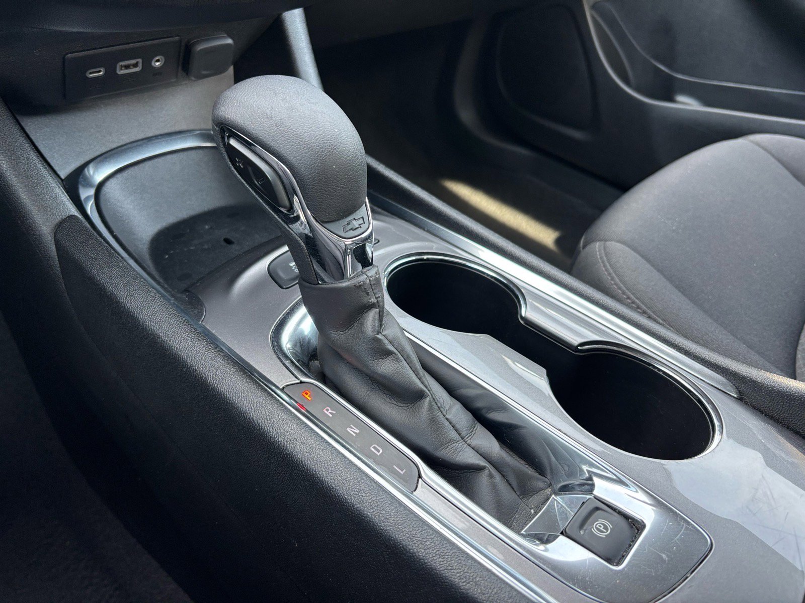 Used 2024 Chevrolet Malibu LT FWD image 18