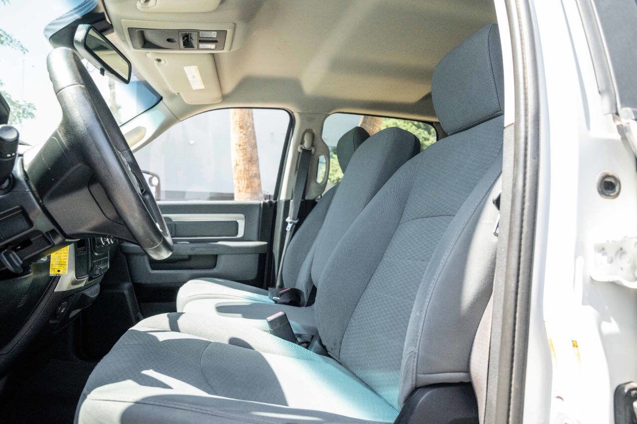 Used 2015 RAM 2500 SLT image 10