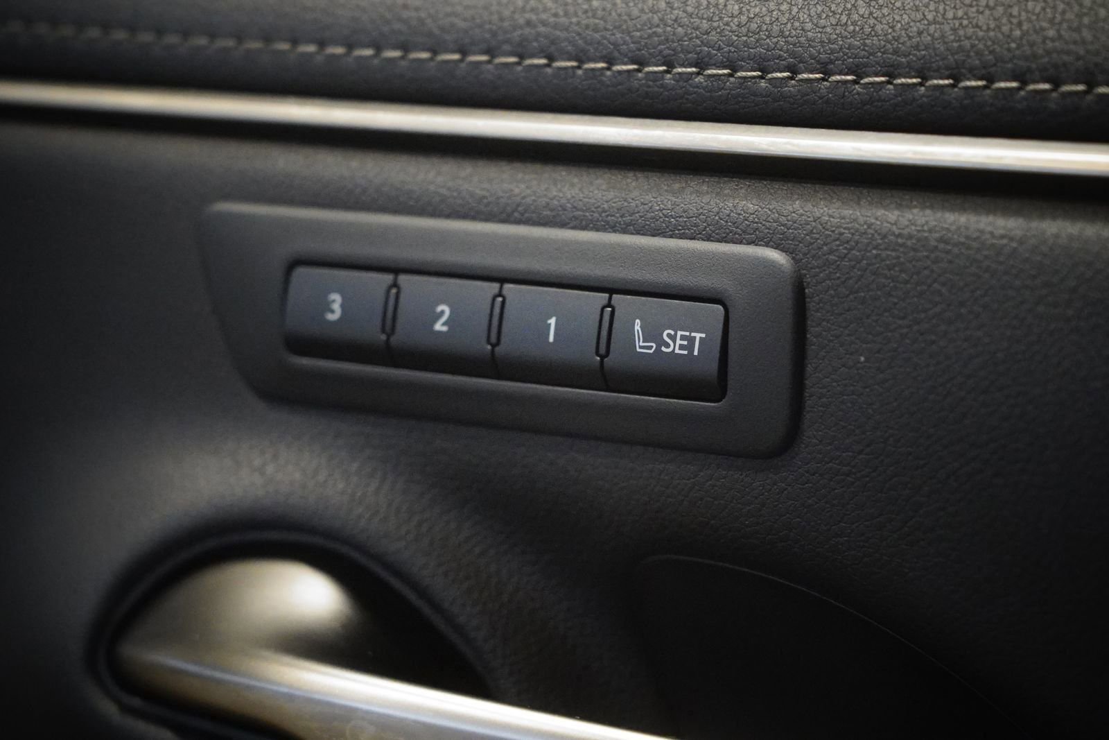 Used 2021 Lexus ES 350 w/ Premium Package image 31