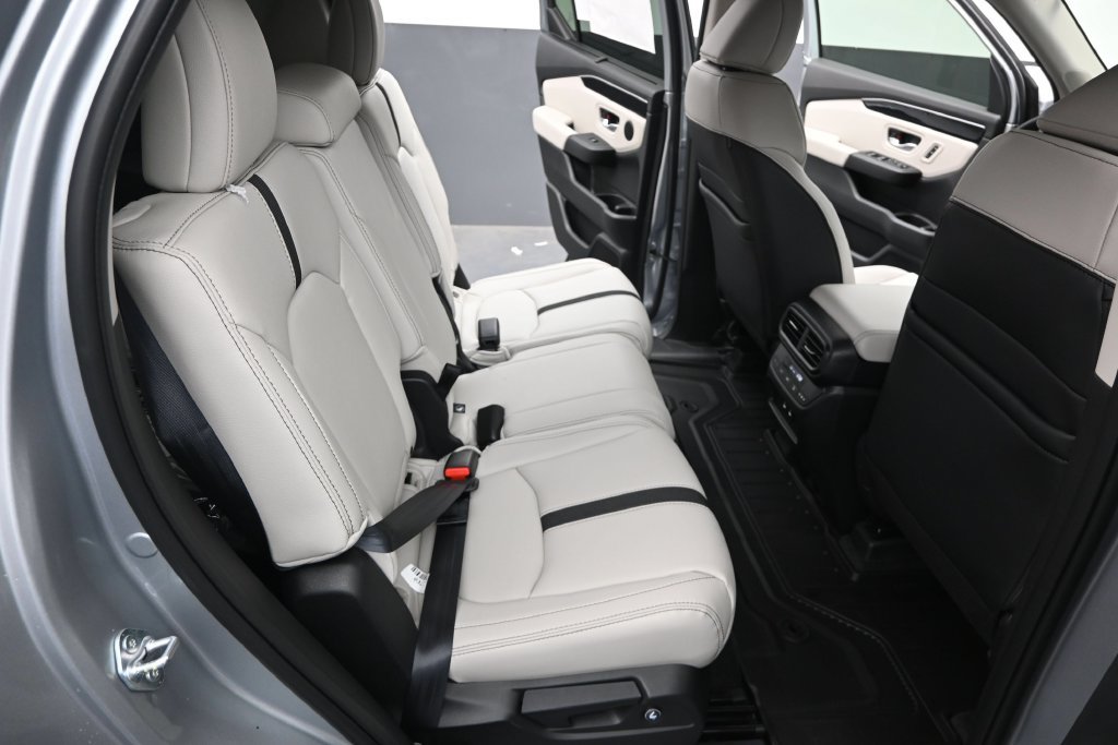 New 2026 Honda Pilot EX-L image 11