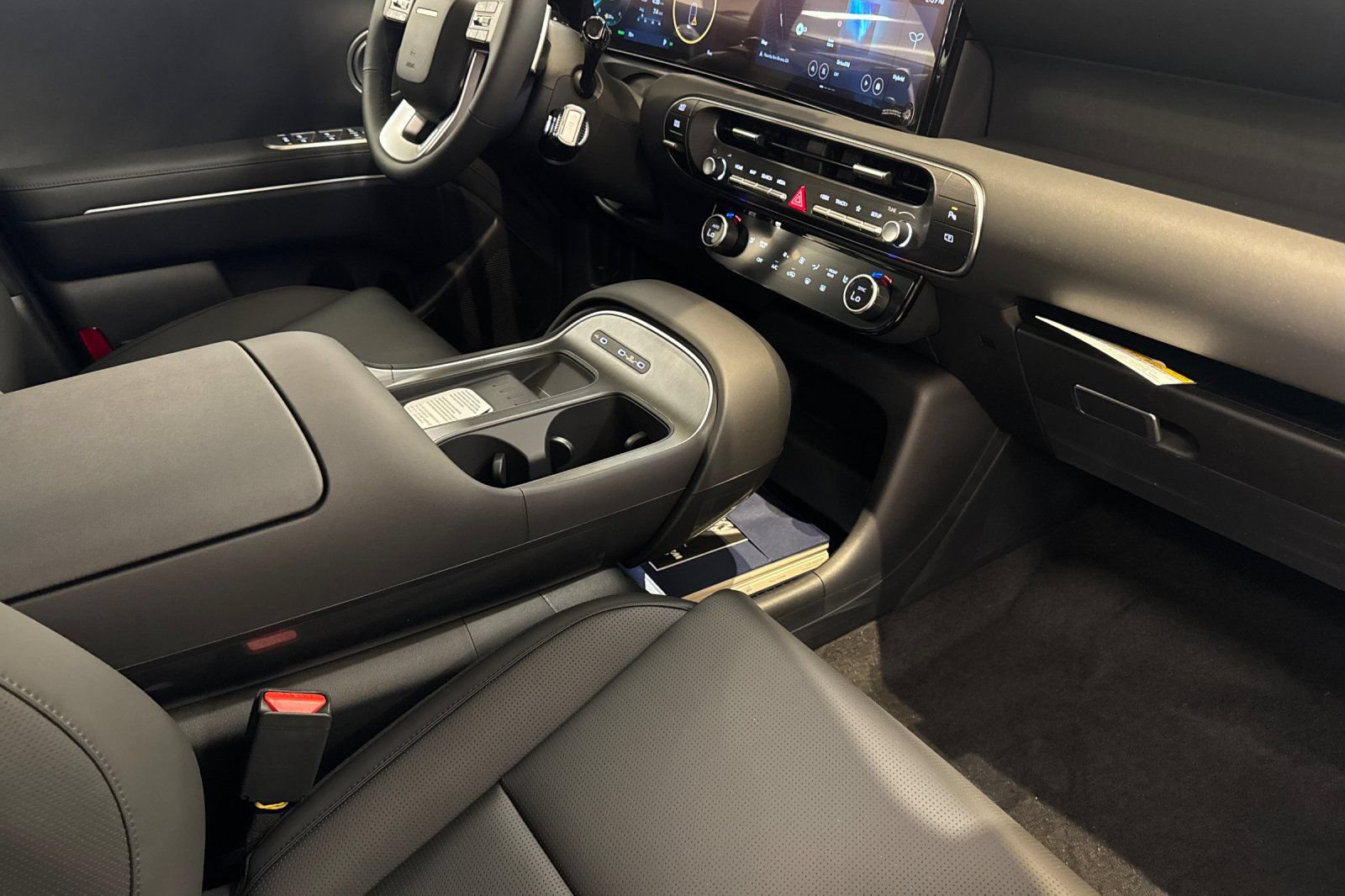 New 2026 Hyundai Palisade FWD Hybrid image 17