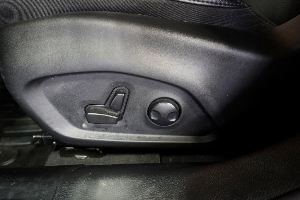 Used 2023 Jeep Compass Latitude image 13