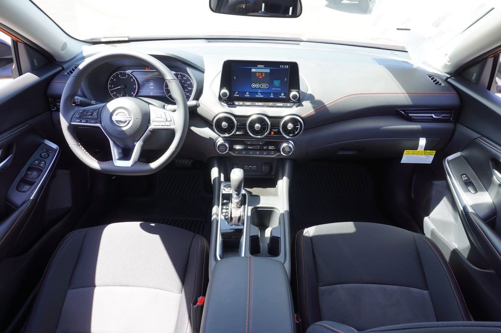 Certified 2025 Nissan Sentra SR w/ Trunk Package image 11