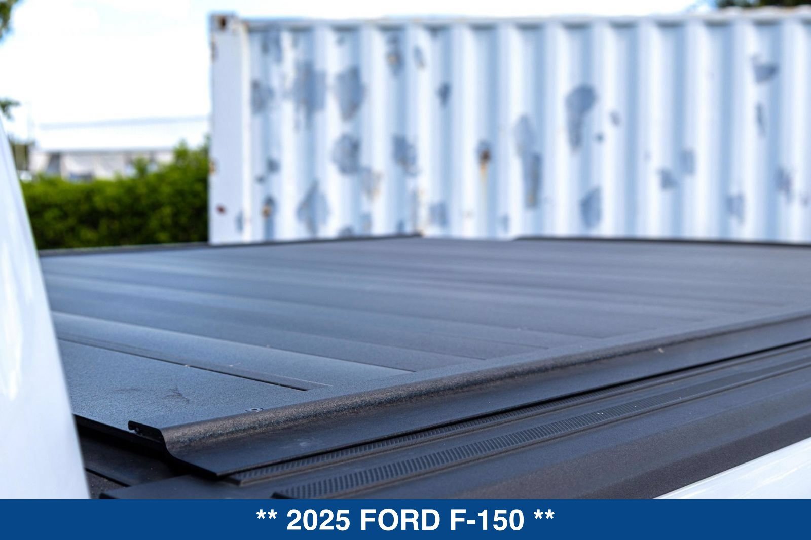Used 2025 Ford F150 Raptor AWD/4WD image 37