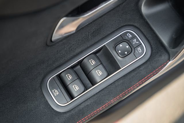 Used 2023 Mercedes-Benz CLA 250 4MATIC image 39