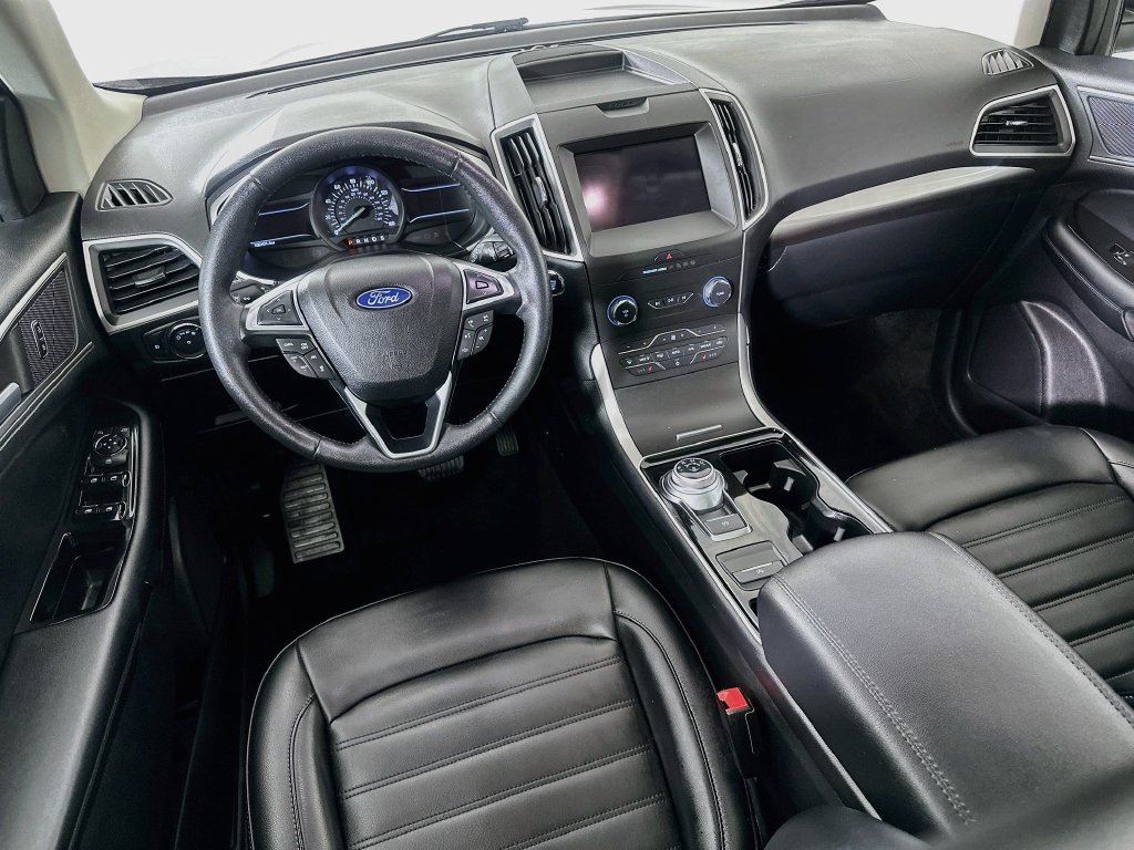 Used 2020 Ford Edge SEL w/ Cold Weather Package AWD/4WD image 29