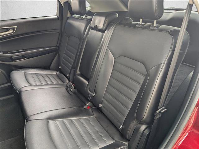 Used 2018 Ford Edge SEL w/ Equipment Group 201A FWD image 21