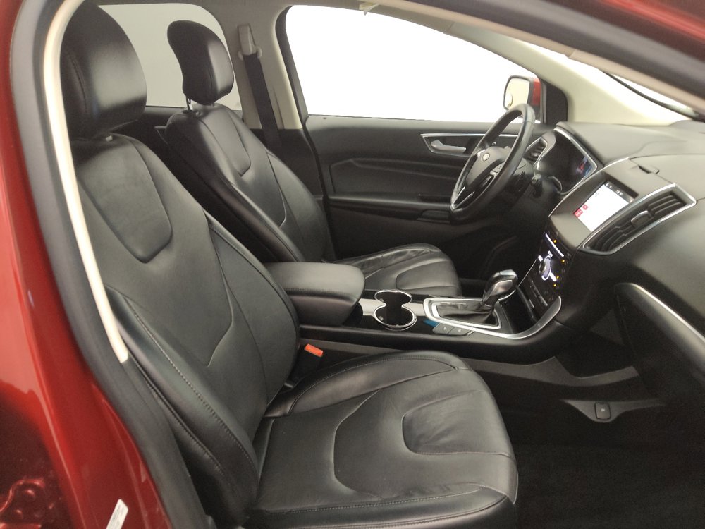 Used 2017 Ford Edge Titanium w/ Equipment Group 302A FWD image 21