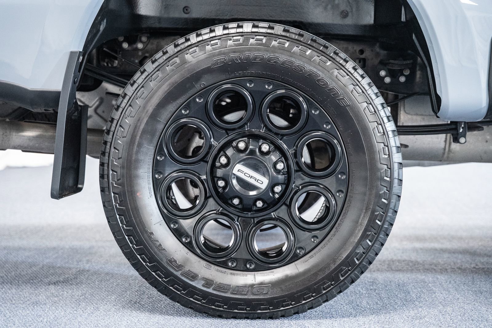 Used 2025 Ford F250 Lariat w/ Black Appearance Package image 19