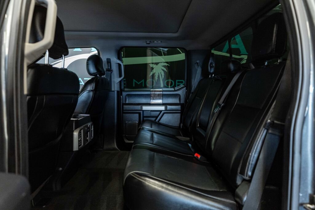 Used 2017 Ford F250 Lariat w/ Lariat Ultimate Package AWD/4WD image 14