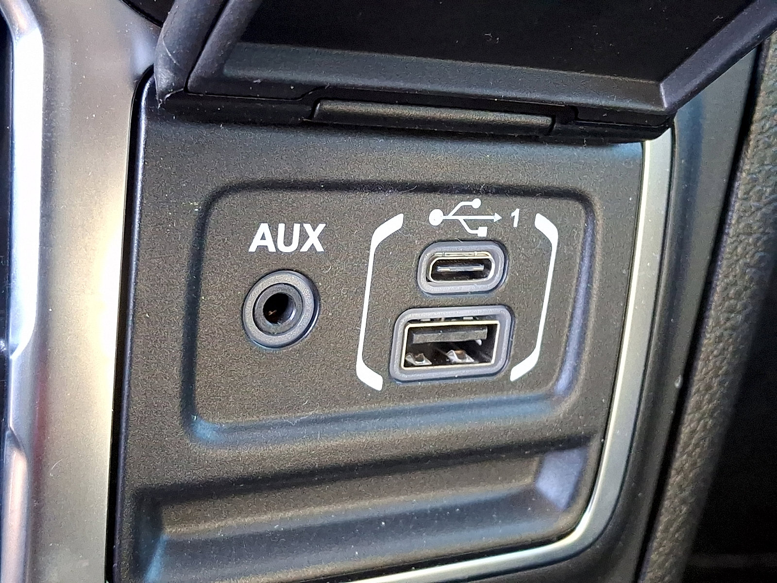 Used 2025 Jeep Wrangler Unlimited Sport S 4xe image 28