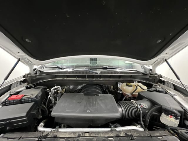 Certified 2022 Chevrolet Suburban LT w/ LT Signature Package AWD/4WD image 32