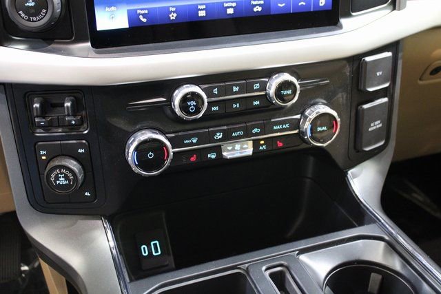 Certified 2022 Ford F150 XLT w/ Equipment Group 302A High image 13