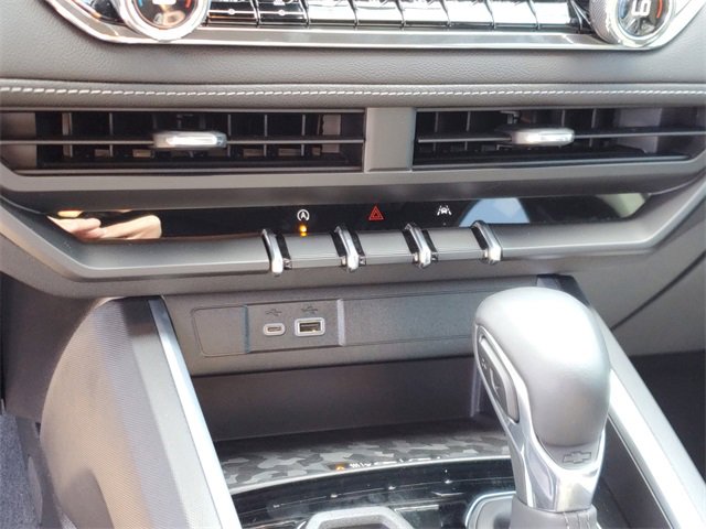 Used 2024 Chevrolet Colorado LT w/ LT Convenience Package II image 23