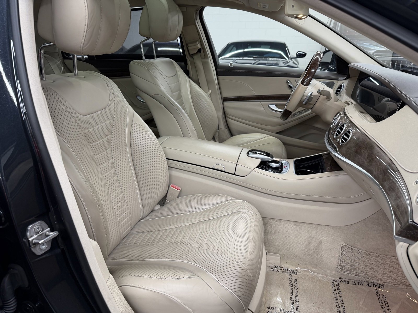 Used 2019 Mercedes-Benz S 560 Sedan image 24