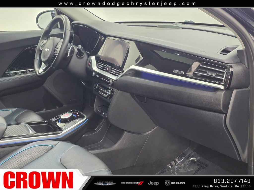 Used 2022 Kia Niro EX Premium image 14
