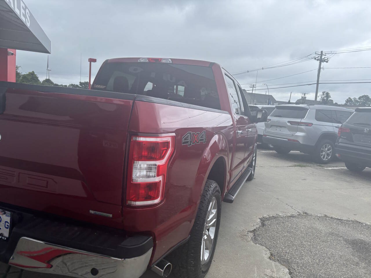 Used 2019 Ford F150 XLT w/ Equipment Group 302A Luxury AWD/4WD image 8