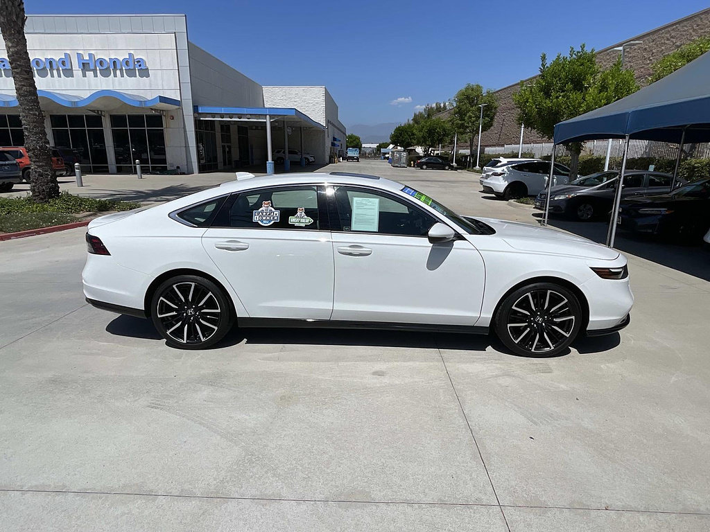 Certified 2023 Honda Accord Touring image 27
