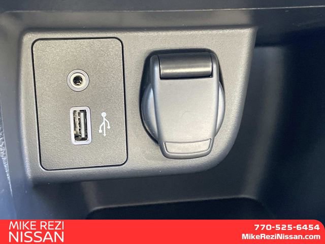 New 2025 Nissan Versa S w/ Trunk Package FWD image 17
