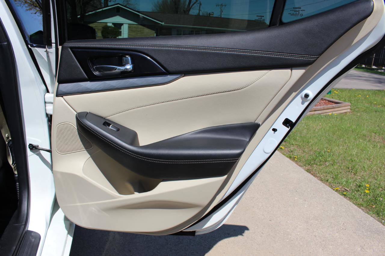 Used 2016 Nissan Maxima 3.5 SL image 35
