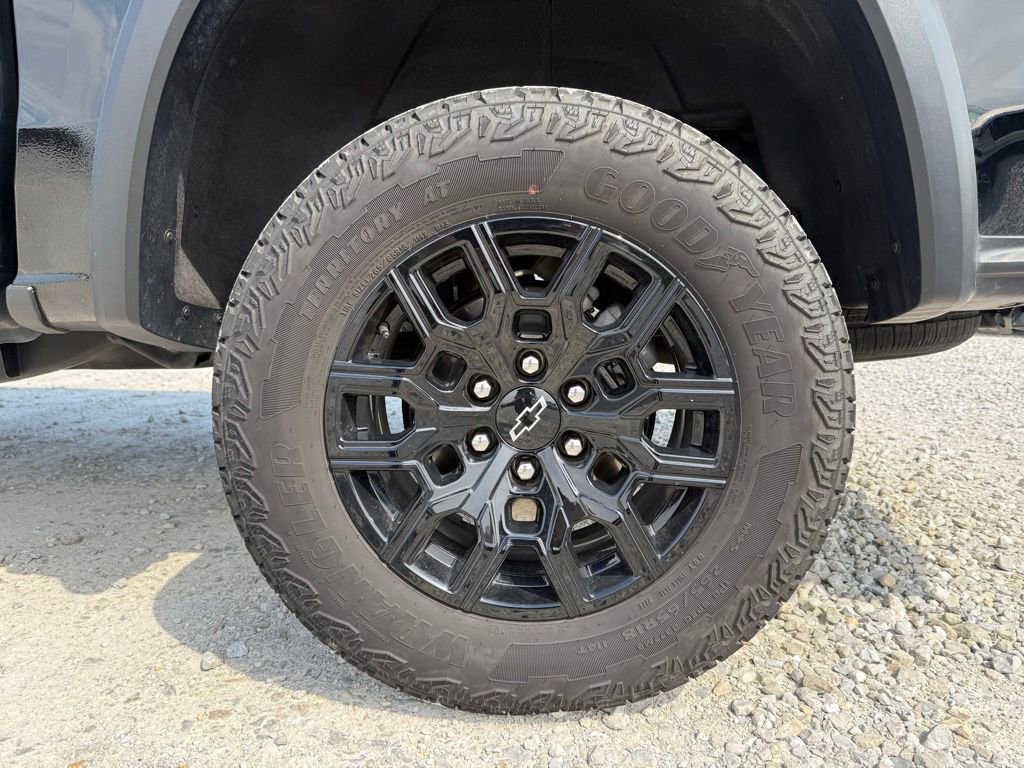 Used 2024 Chevrolet Colorado Trail Boss w/ Advanced Trailering Package AWD/4WD image 15