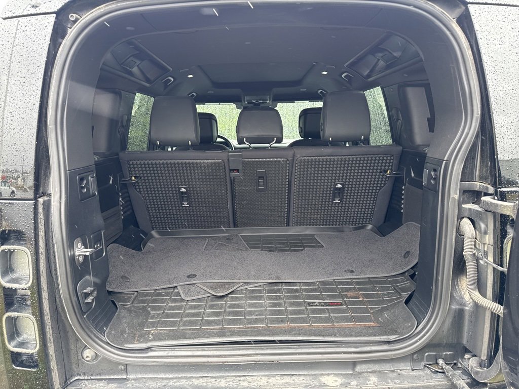 Used 2022 Land Rover Defender 110 X image 8