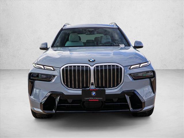 Used 2026 BMW X7 xDrive40i AWD/4WD image 2