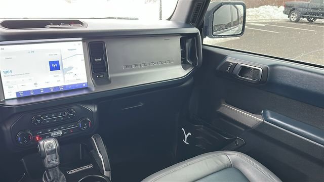 Used 2022 Ford Bronco Outer Banks image 23