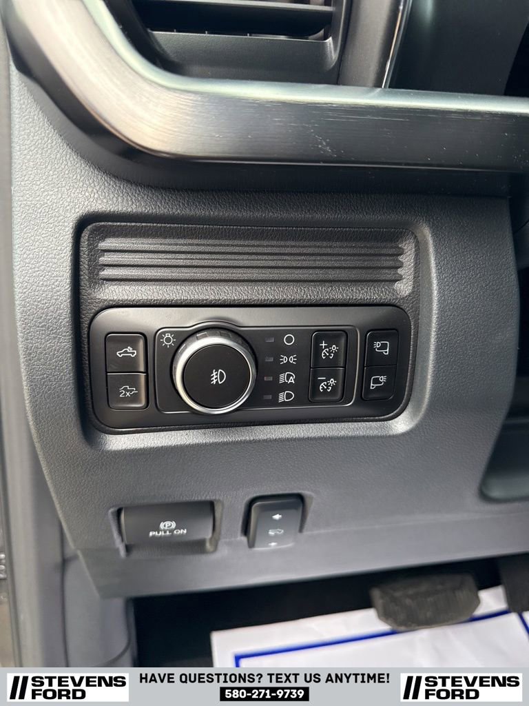 New 2026 Ford F250 Lariat image 25