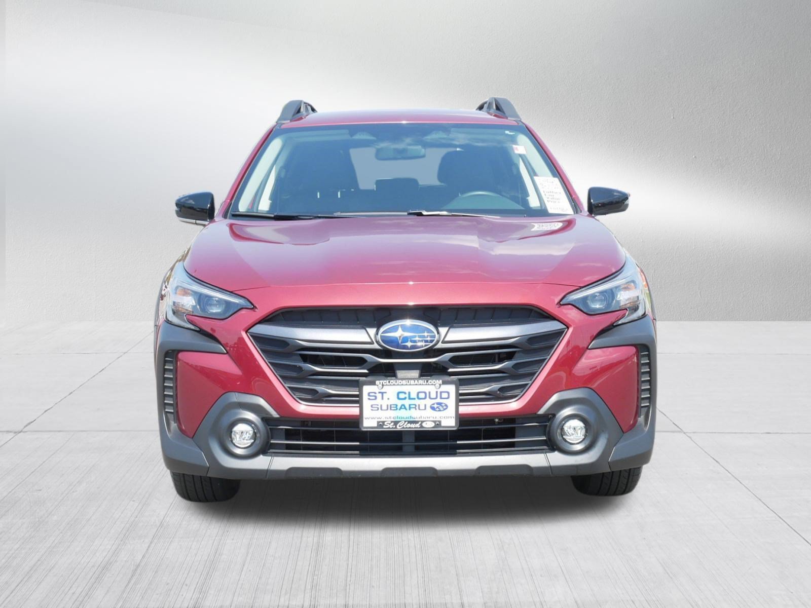 Certified 2025 Subaru Outback Premium AWD/4WD image 2