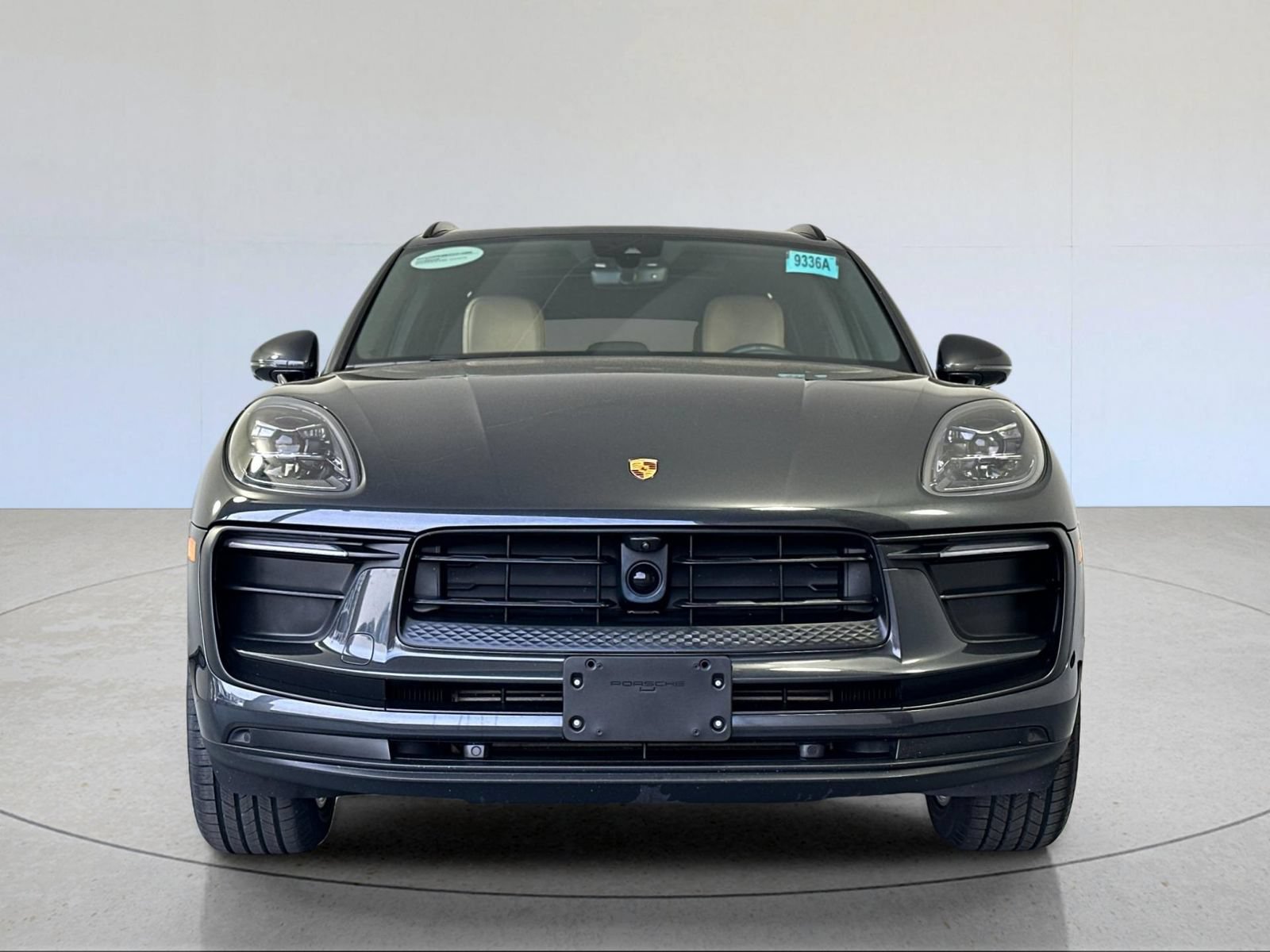 Certified 2023 Porsche Macan AWD/4WD image 11