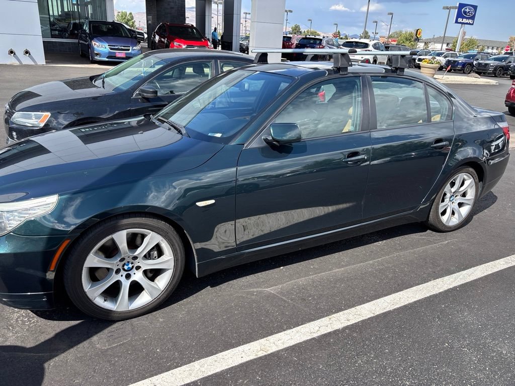 Used 2010 BMW 535i Sedan w/ Sport Pkg RWD image 1