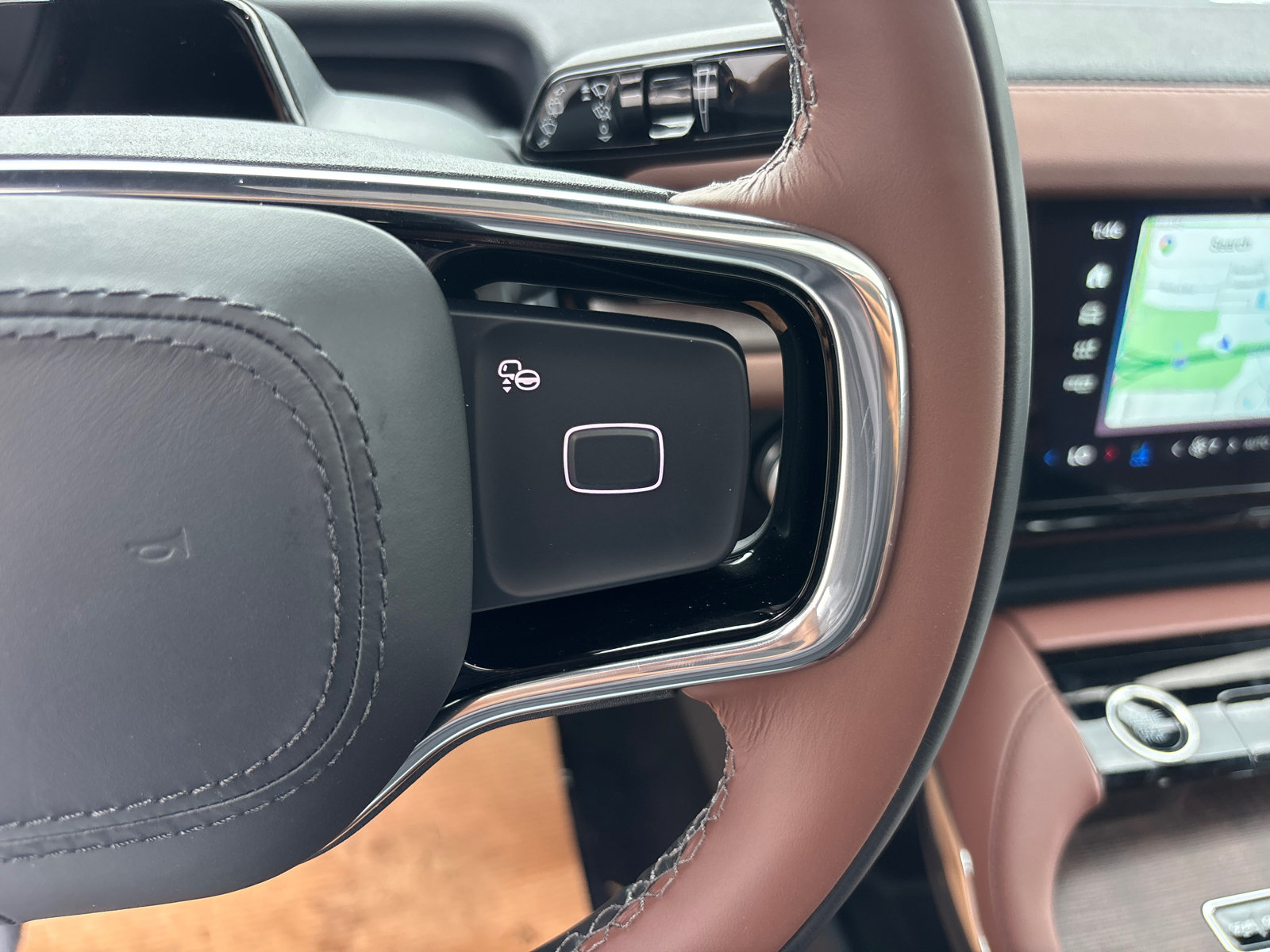 New 2026 Lincoln Navigator L Reserve AWD/4WD image 17