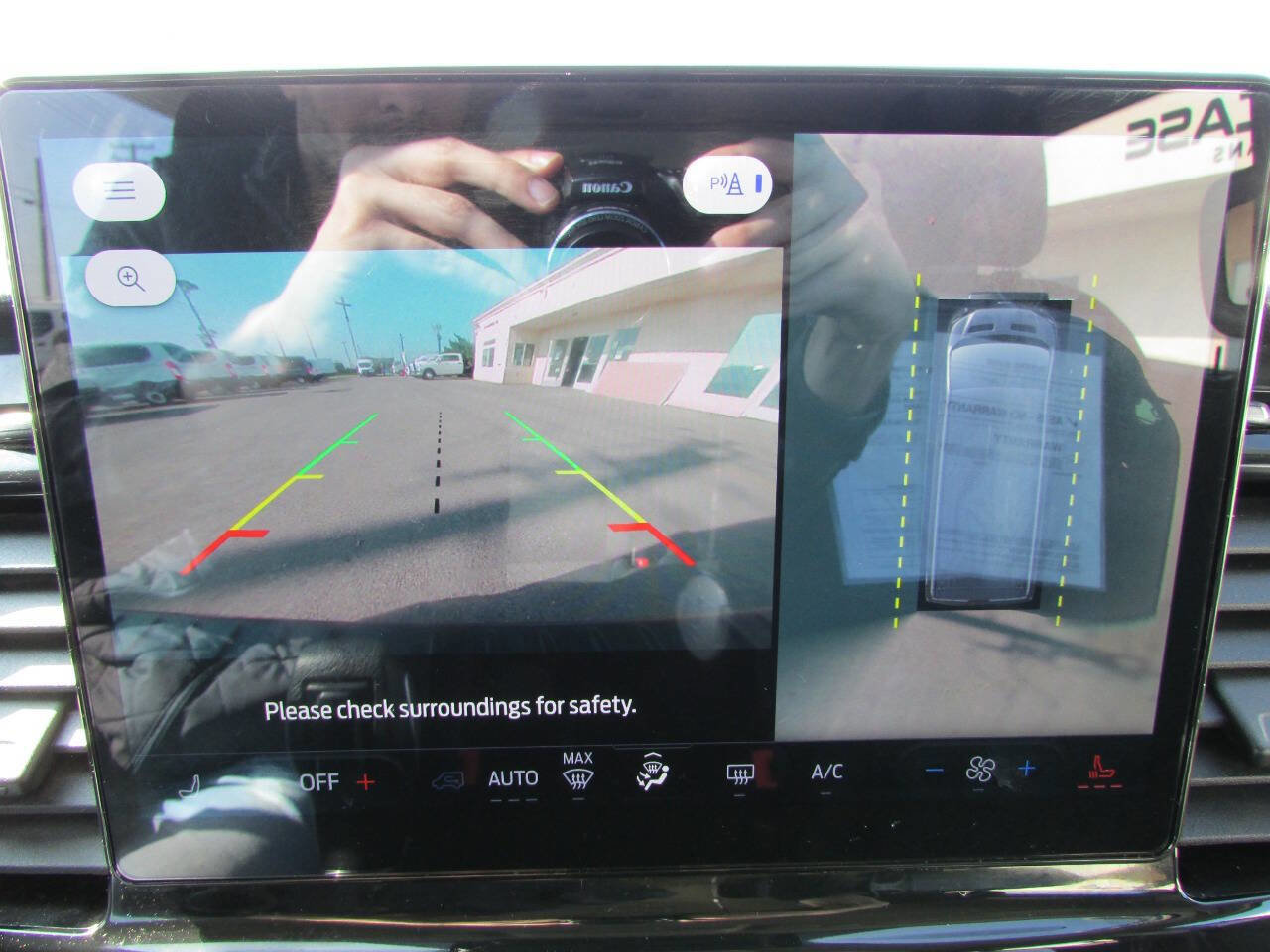 Used 2023 Ford Transit 350 XLT image 22