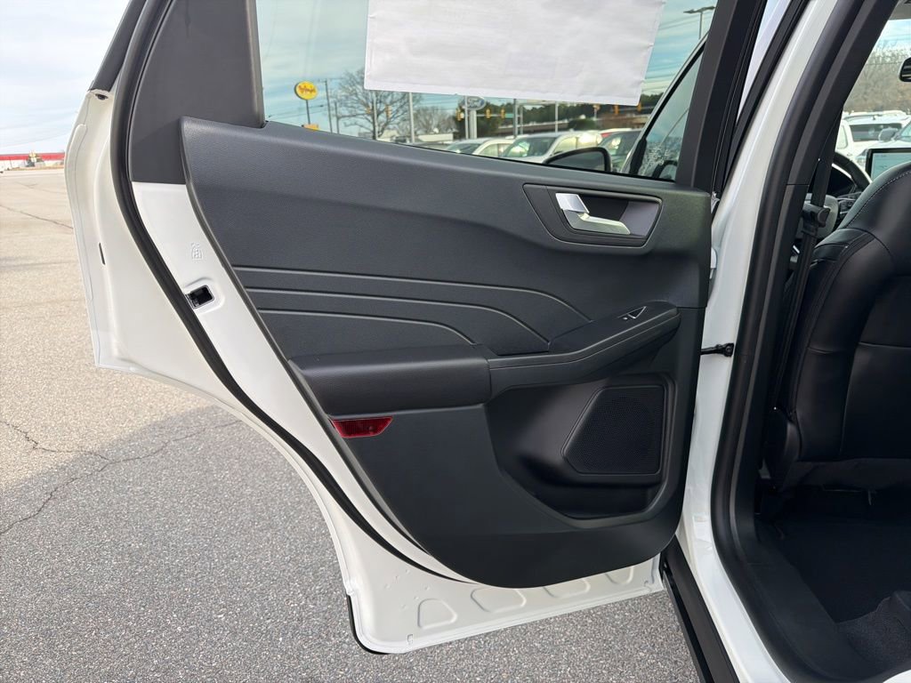 New 2026 Ford Escape Platinum w/ Equipment Group 601A image 15