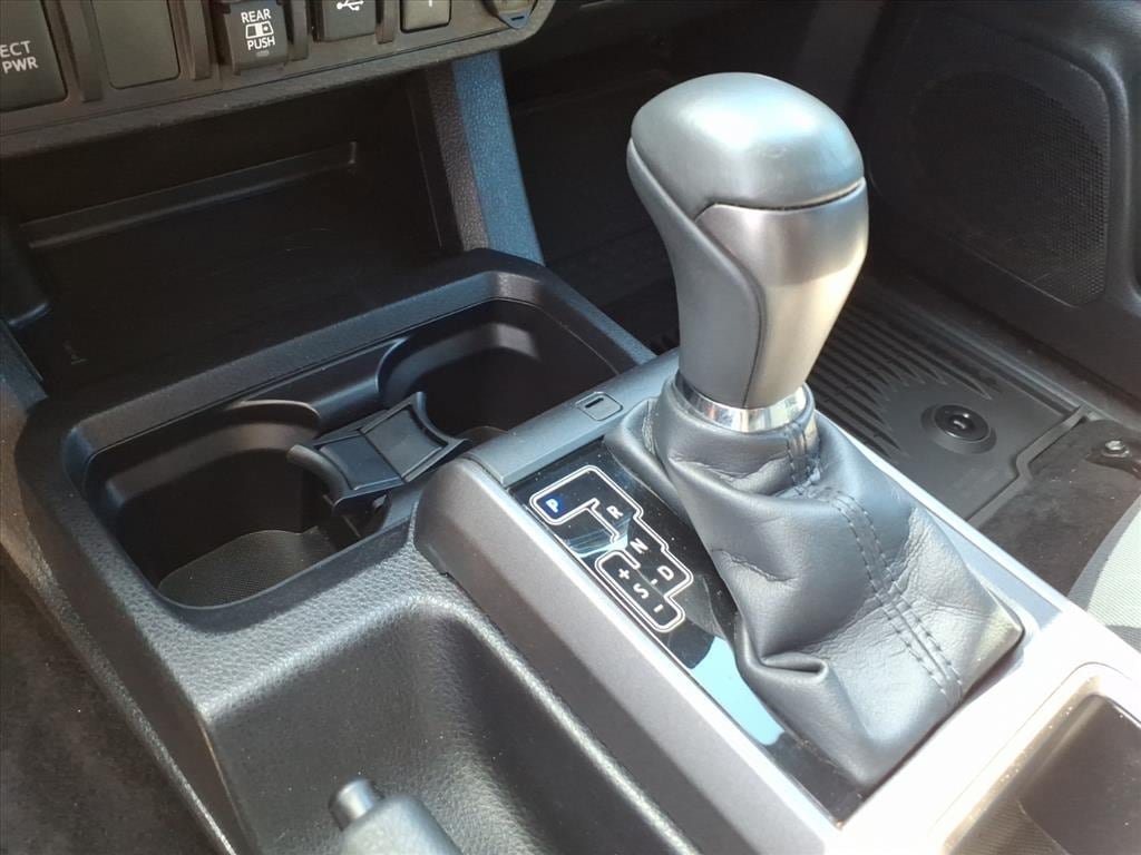 Used 2023 Toyota Tacoma TRD Off-Road AWD/4WD image 32