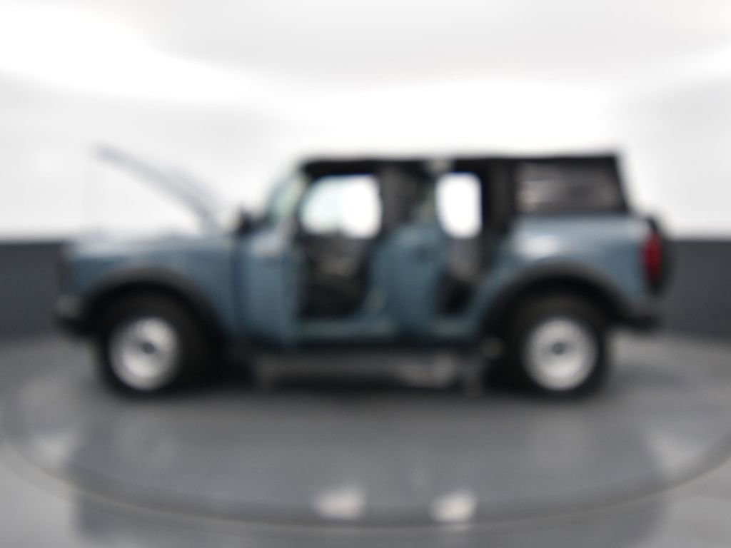 Used 2022 Ford Bronco 4-Door AWD/4WD image 38