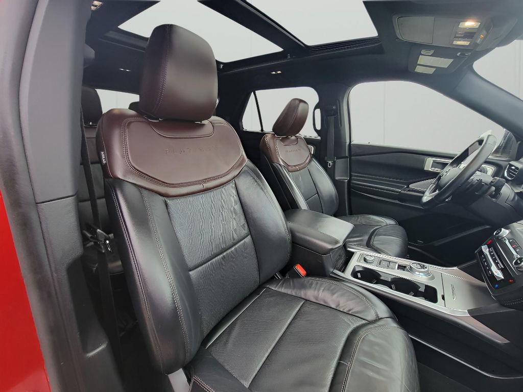 Used 2020 Ford Explorer Platinum w/ Premium Technology Package image 38