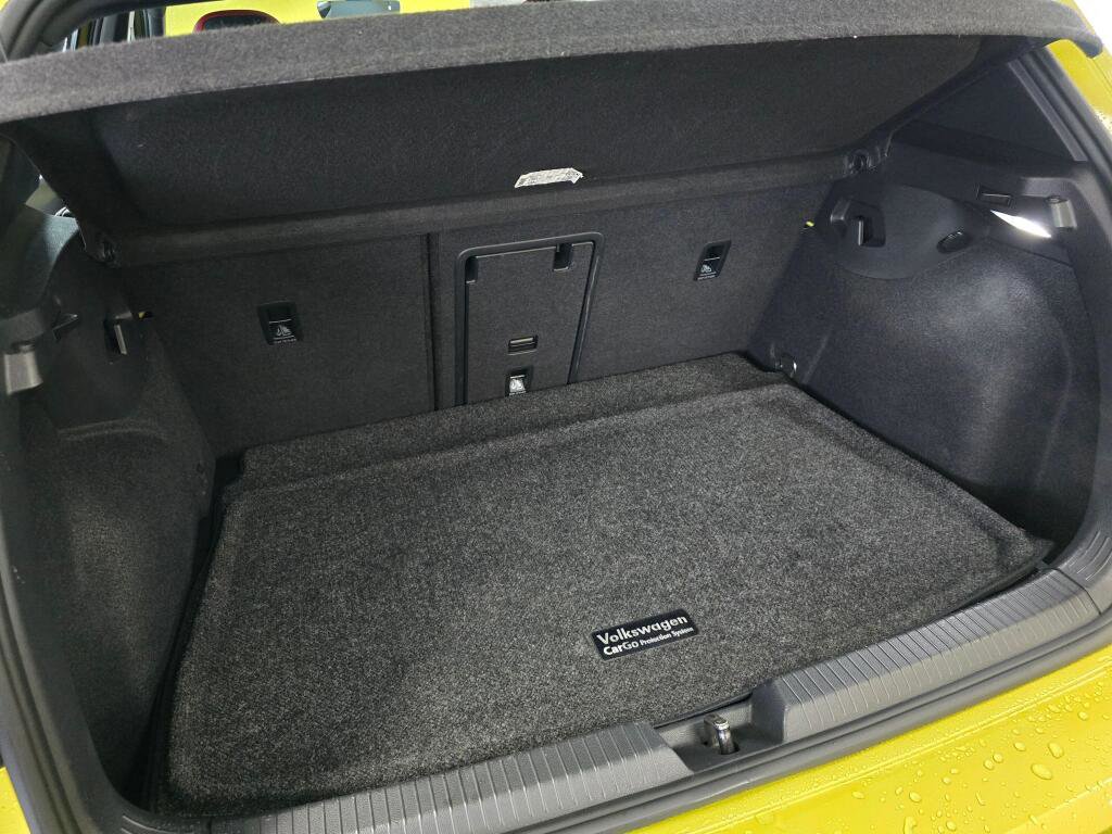Used 2022 Volkswagen GTI Autobahn image 15