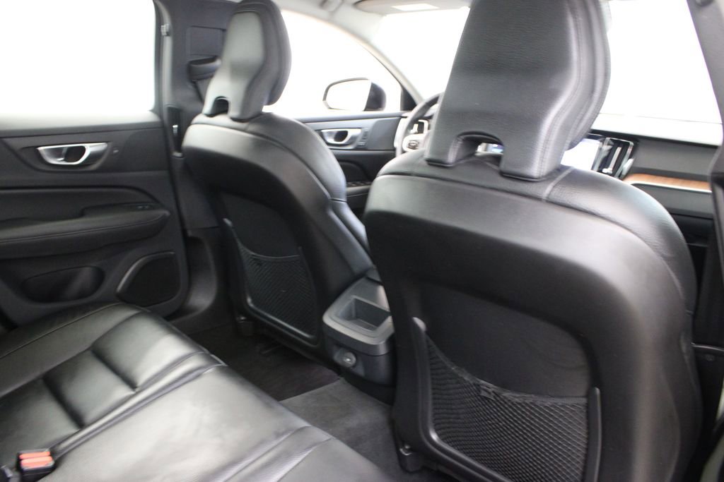 Used 2024 Volvo S60 B5 Plus AWD/4WD image 23